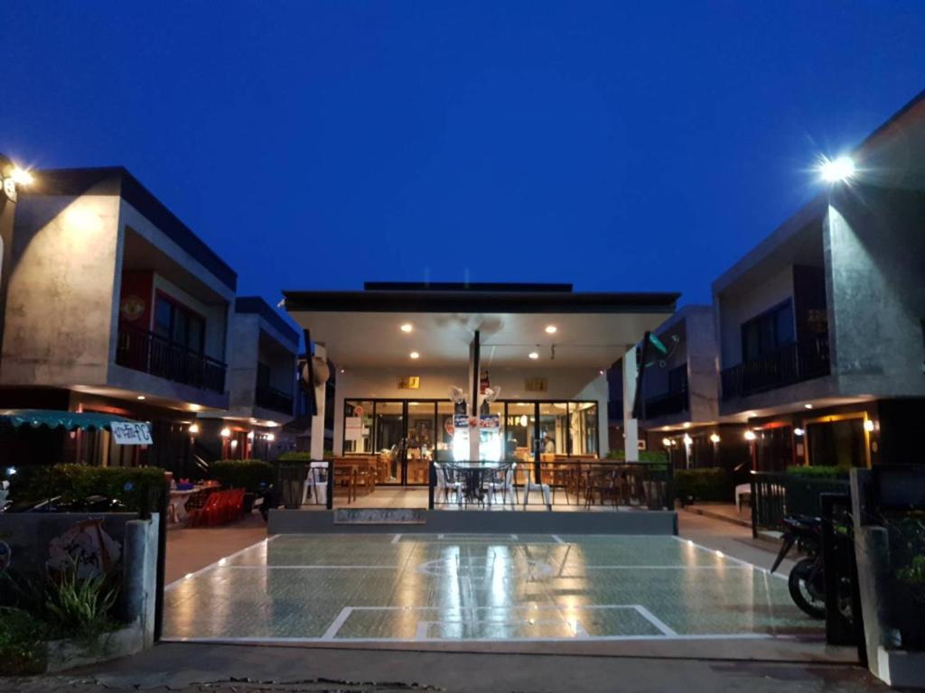 Kohlarn Fc Hotel ภายนอก รูปภาพ